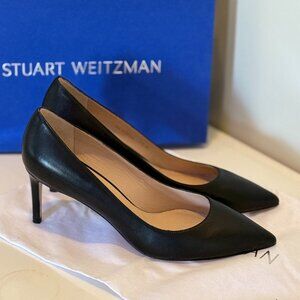 Stuart Weitzman Black Leather Pump - Size 7.5